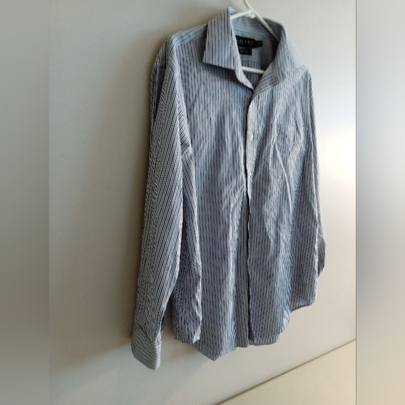 Lauren Ralph Lauren Green Label Classic Fit Button Down - Picture 3 of 6